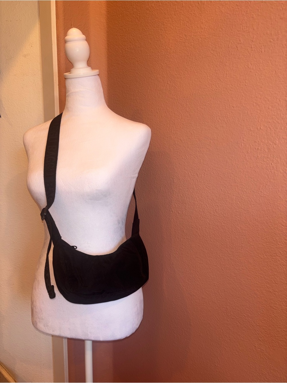 Baggu MINI Crescent Nylon Crossbody Bag Black - Picture 4 of 6